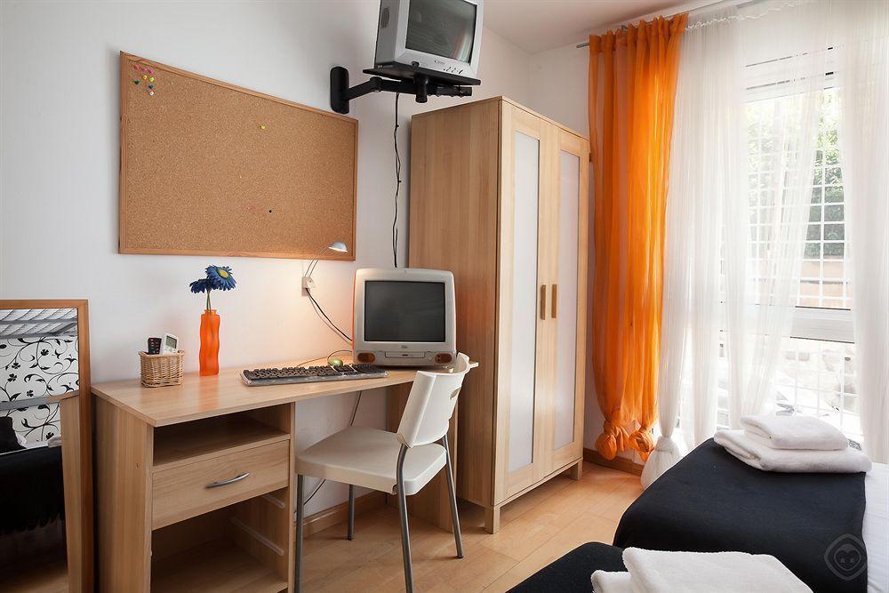 Gracia Apartments Барселона Екстер'єр фото